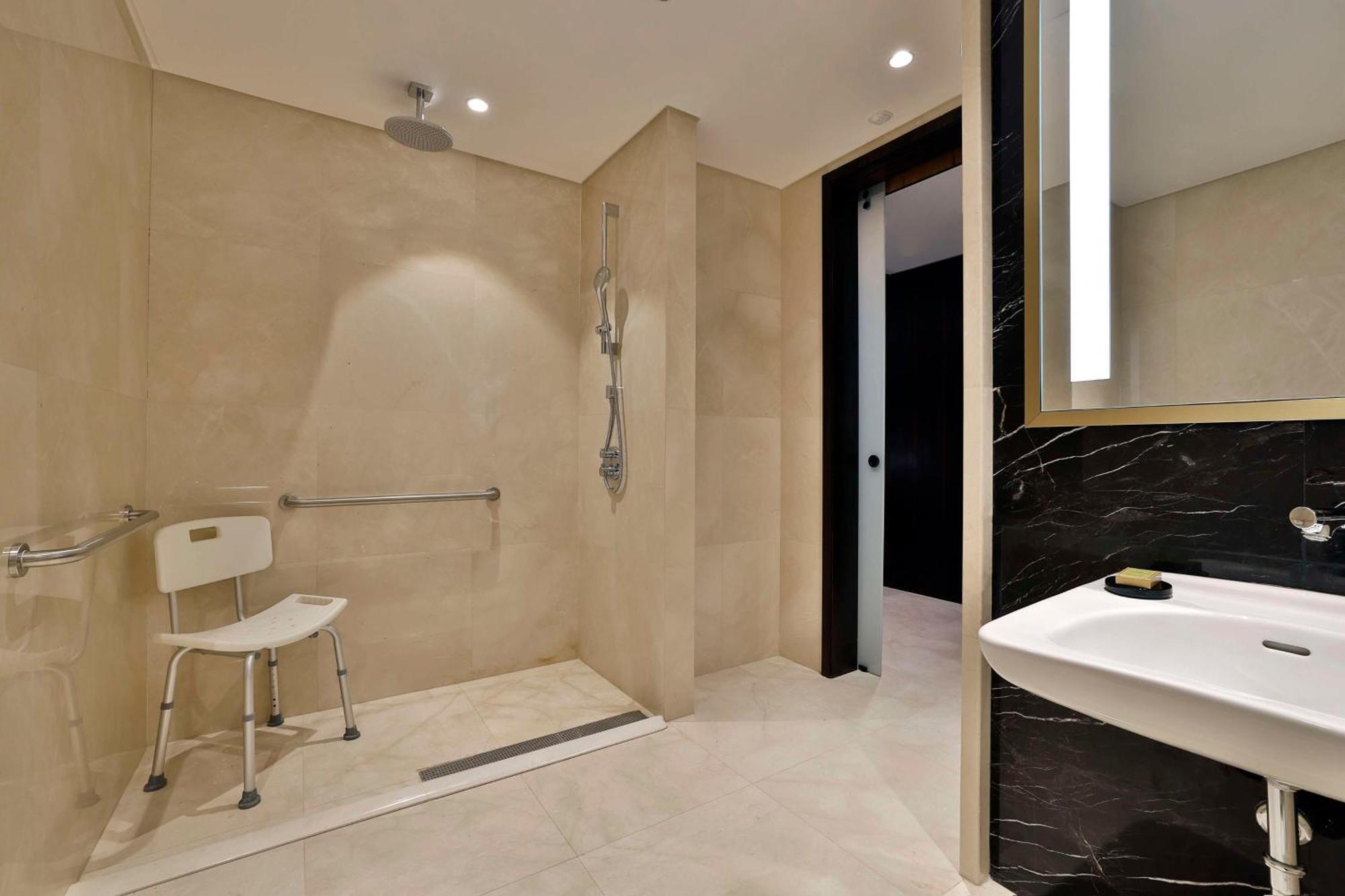 Hotel Hilton Olaya 5*