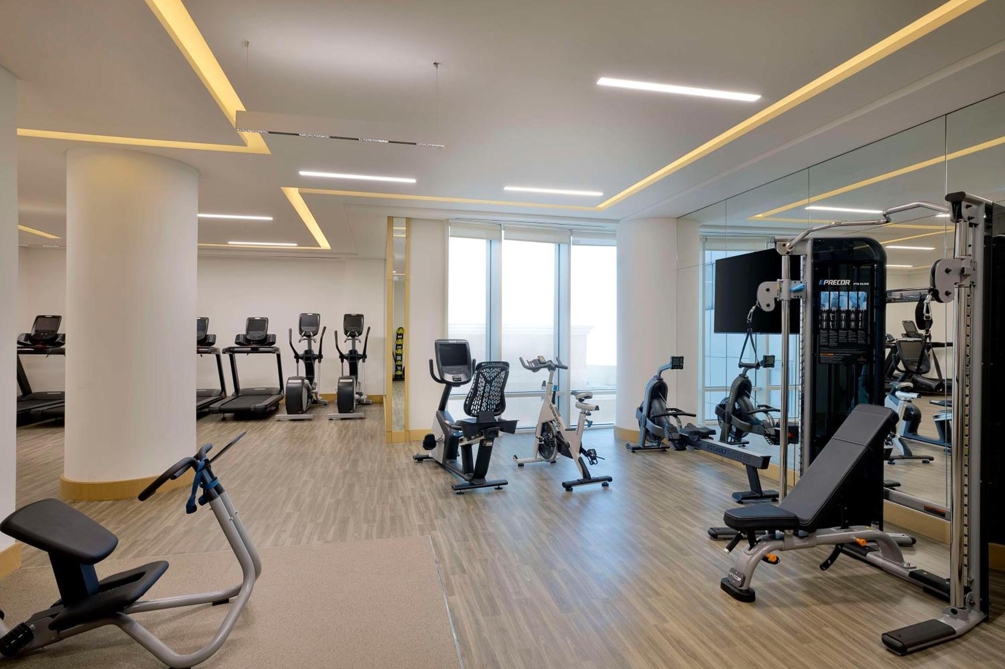 Hilton Olaya